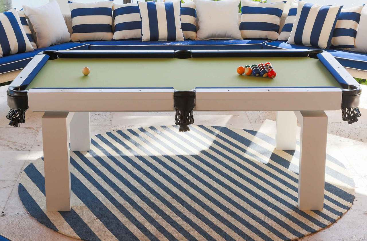 Oasis Outdoor Tables